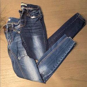 2 pairs of jeans